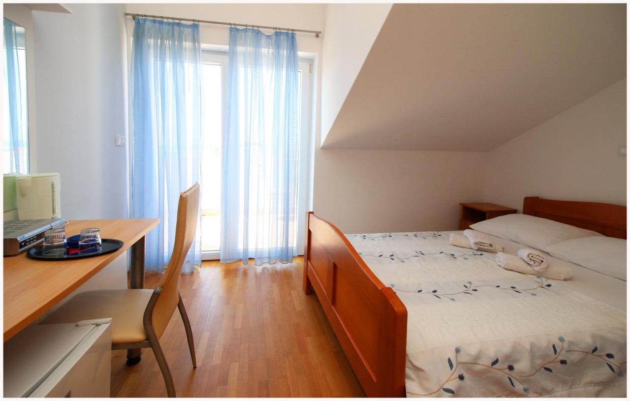 Guest House Lav Primošten Dış mekan fotoğraf